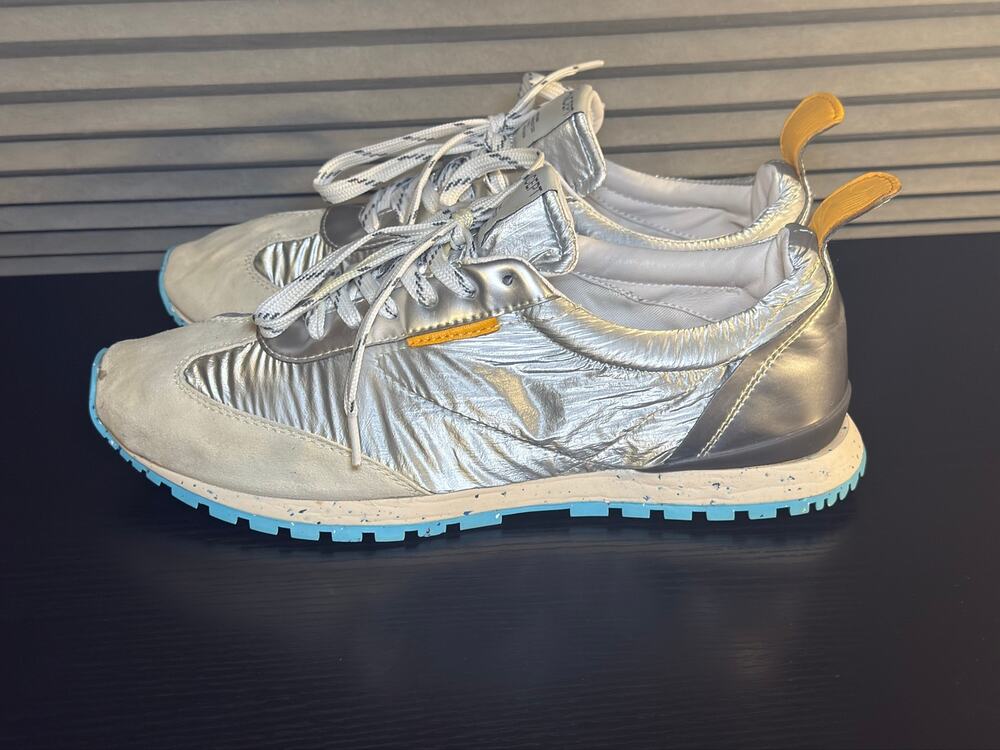 ONCEPT Tokyo MOD.004 Travelist S22 Silver Flash Sneakers Women’s 7.5